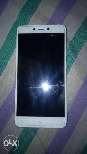 Mi 4. No scraches 7month old and exchange only mi