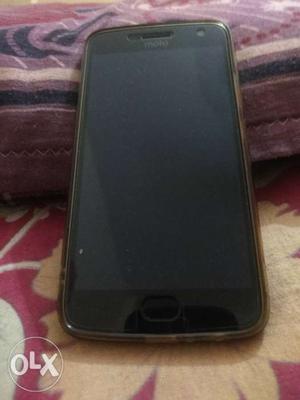 Mint condition Moto g5 plus within warranty. Bill and box
