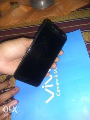 Samsung J7 pro 5 months old black color in very