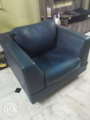A very comfortable sofa set of 2 separate seater