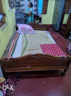 Bed Wood 5x7, Good Condition