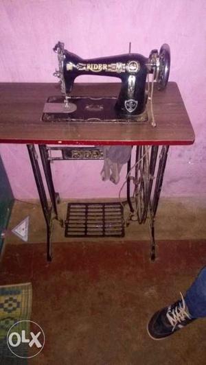 Black And Gold Singer Treadle Sewing Machine
