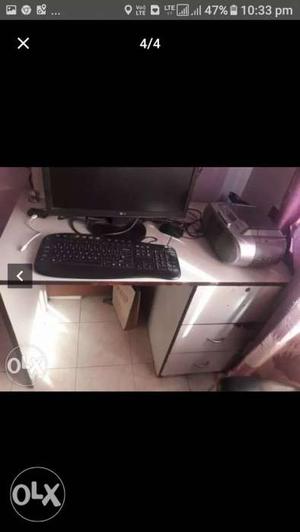 Computer table of good quality for sale with