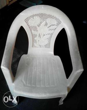 Decent Plastic Chair for Rs499