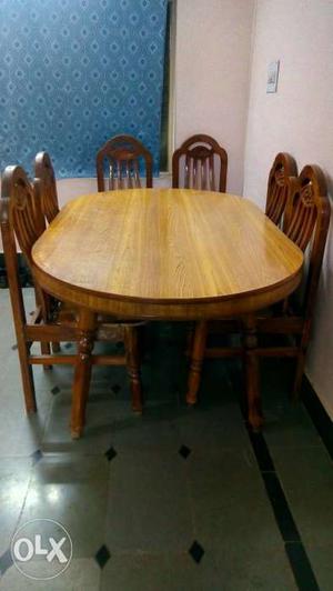 Dining Table 6 seater, excellent condition.