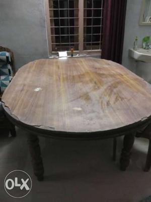 Dinning table thekku good condition