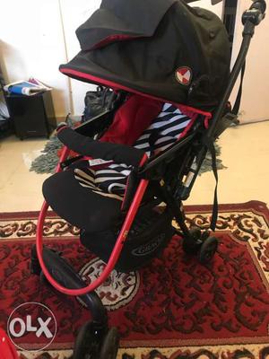 Graco pram/ stroller.Almost brand new, front and