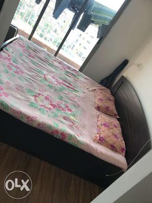 Bed with mattress -no negotiation fixed price