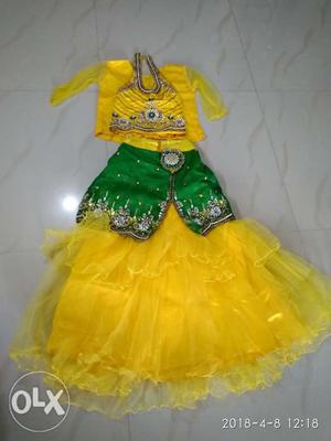Cute dress for 6-7 year old kid used