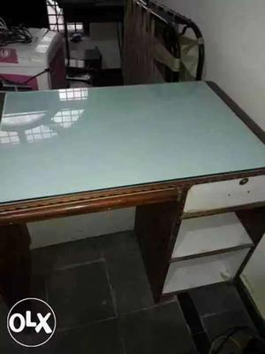 Fixed price computer57 table or office
