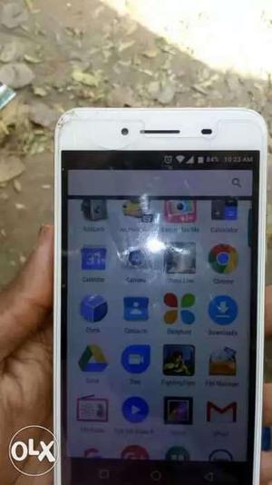 It is very gd condition only 1 month set 13,8 mp