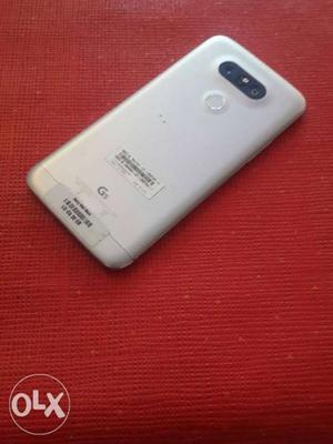 LG G5 32 GB Device is in immaculate condition..