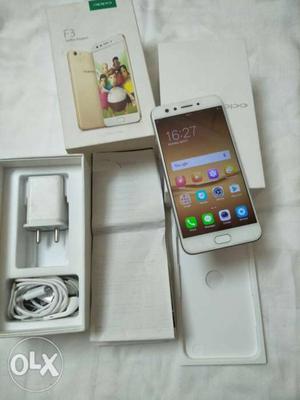 Oppo F3 4GB Ram 64GB memory just 9months old full