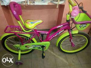 Toddler's Pink And Green Training new cycle