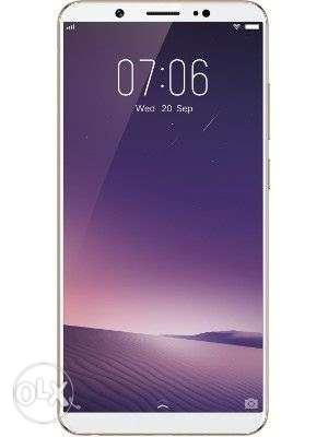 Vivo v7 gold 5 month old mint condition with all