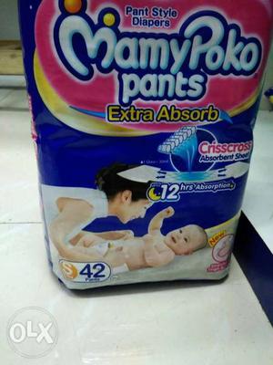 White MamyPoko Pants Diaper Pack