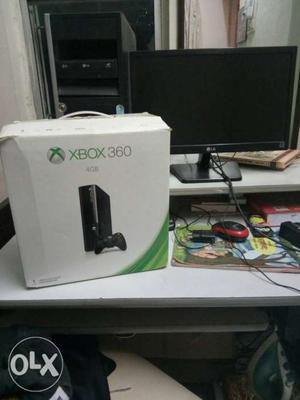 A gaming monitor with xbox 360