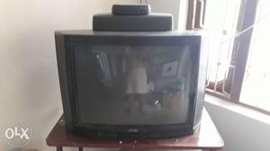 Black CRT TV 32 INCHES with woofer and in running condition