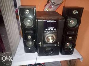 Clarion music system