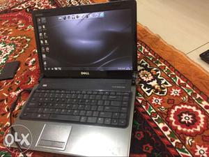 Dell inspiron  laptop in very good condition.