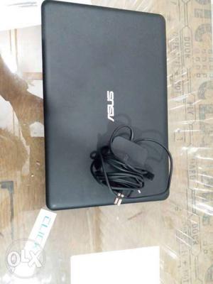 E202SA-FD111D 11.6-inch Laptop (Celeron