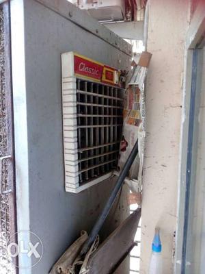 Evaporative cooler with gec exaust fan,
