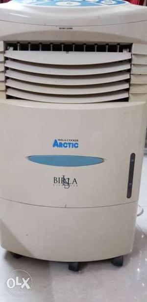 Gently used White Artic Air cooler in good condition.