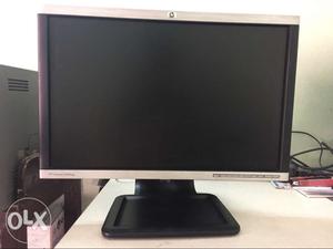 HP Compaq LAwg LCD Monitor, 19 inches, DVI-D,