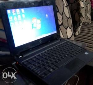 HP atom laptop in excellent condition 1 GB RAM