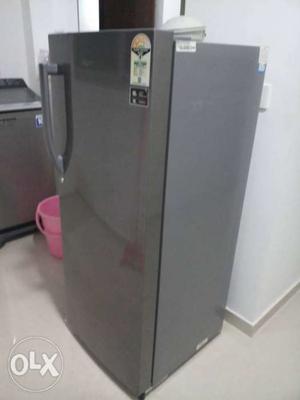 Hair refridgerator.. 220 ltrs...4star...good condition with