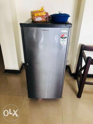 Kelvinator fridge for sale.. in excellent condition