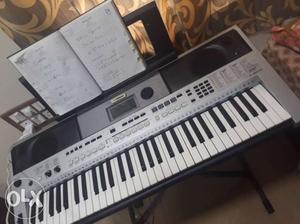 Keyboard with stand and bag
