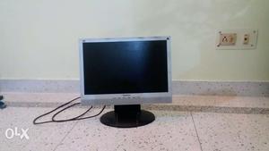 Lcd monitor 19" multimedia widescreen display