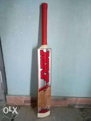 Mrf english willow cricket bat. size 6 no.