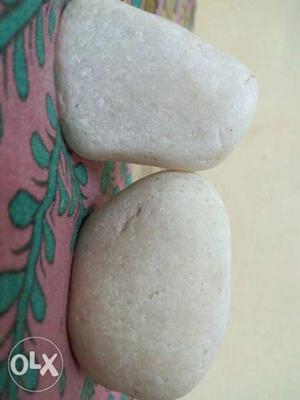 Pair of white stone for showcase at Rs 300