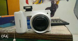 Samsung digital camera... HD... New prize ..