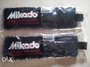 Two Balck Mikado Ankle Weights 4 kg