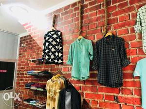 Urgent sale garment shop in zirakpur at  rent