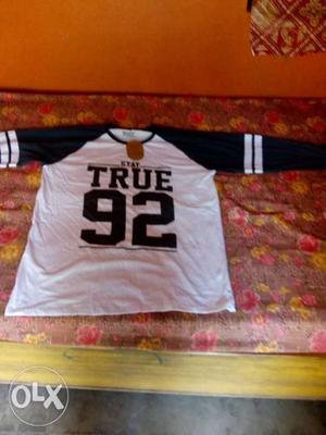 White And Black Stay True 92-printed Crew-neck T-shirt