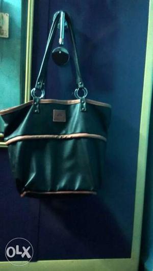 Black color handbag good quality