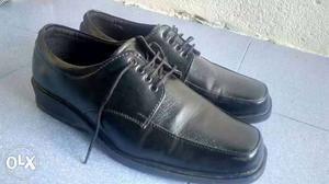 Formal men shoes. size 9.only one time used.