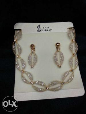Gold And Silver Necklace And Earrings Set