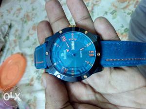 Its a original new kuwait branded watch n stylish