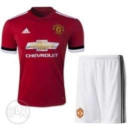 Manchester united jersey and shorts set large