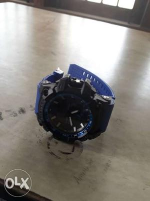 New watch,neat condition urgent sale