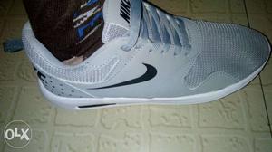 Nike Grey colour shoes brand new 7a quality unused shoes