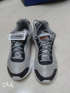 Running Shoe rs 900