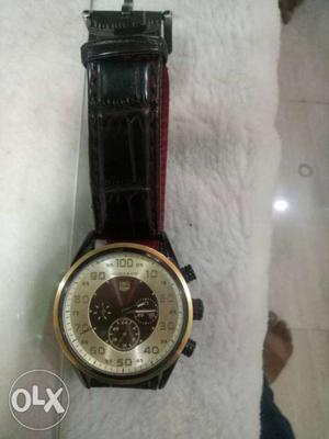 Tag houer watch very good condition