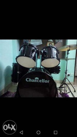 Chancellor DRUMSET in excellent condition...