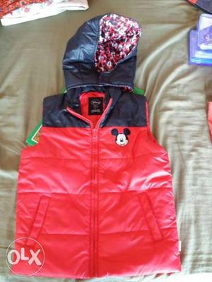 Disney original sleeveless red n black jacket for